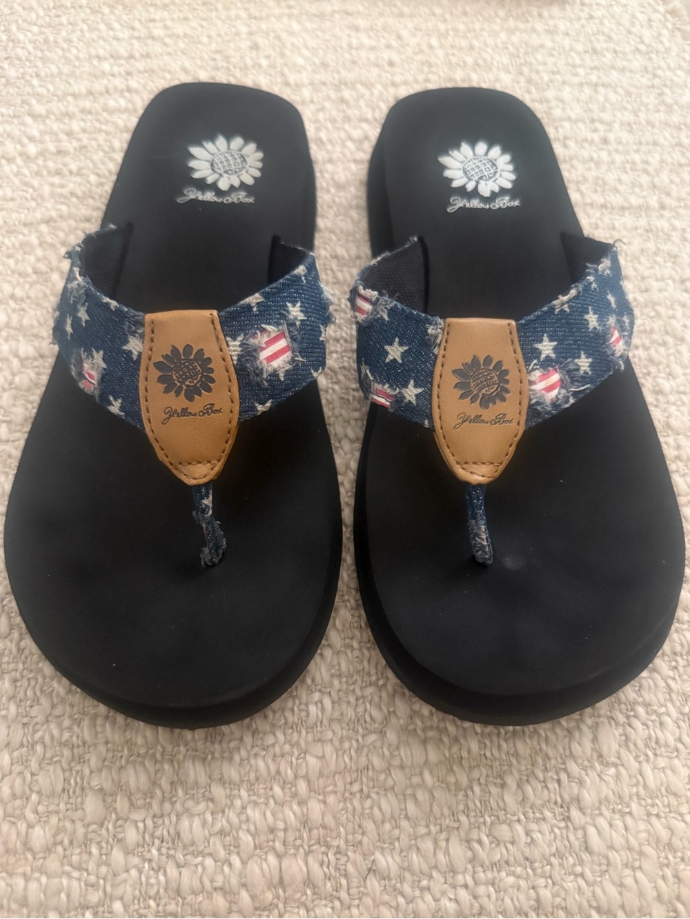 Yellow Box Navy Star & Flag Print Flip Flops with Tan Trim. Size 8.